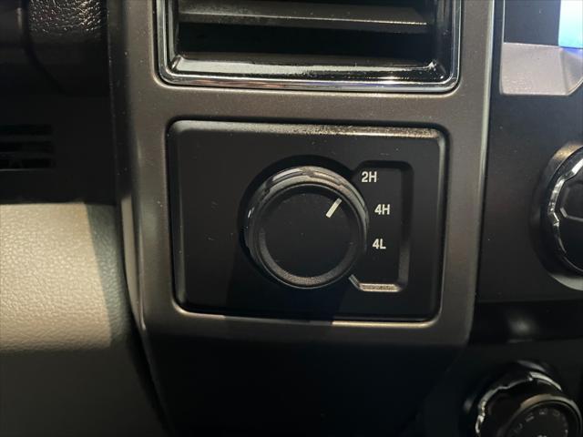 Photo of 2020 Oxford White Ford F-150