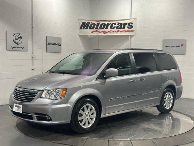 2016 Chrysler Town & Country