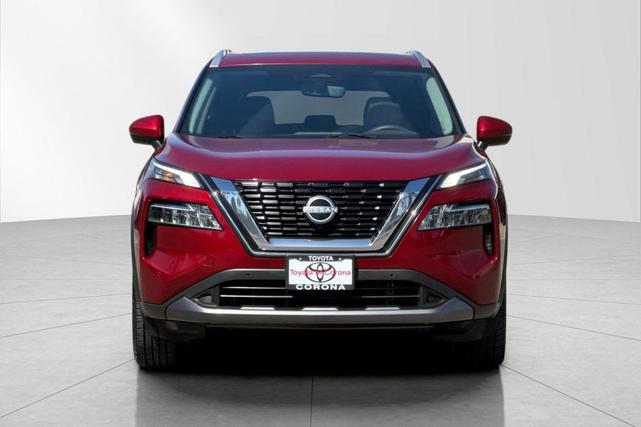 Photo of 2023 Scarlet Ember Tintcoat Nissan Rogue