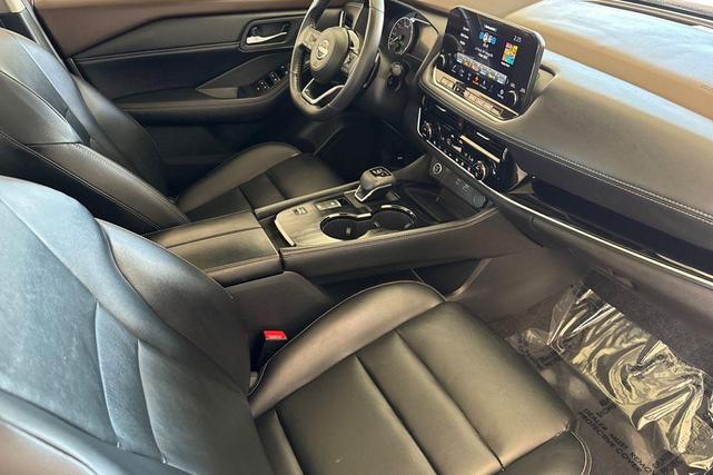 Photo of 2023 Scarlet Ember Tintcoat Nissan Rogue