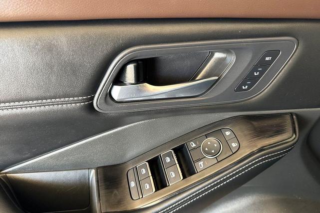 Photo of 2023 Scarlet Ember Tintcoat Nissan Rogue