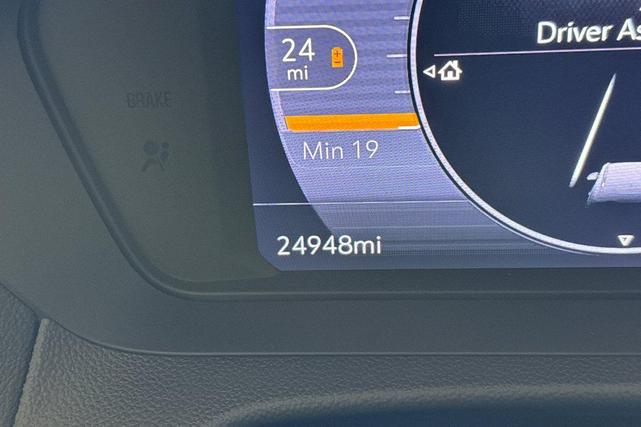 Photo of 2023 Mosaic Black Metallic Chevrolet Bolt EUV