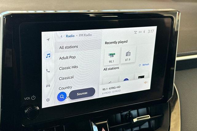 Photo of 2023 Ice Cap Toyota Corolla