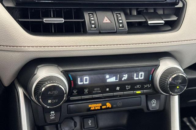 Photo of 2021 Midnight Black Metallic Toyota RAV4