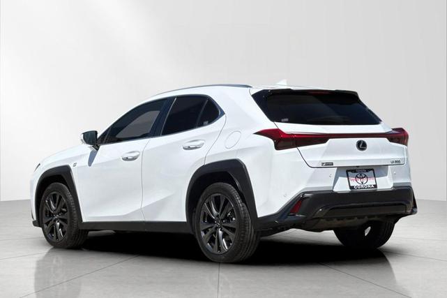 Photo of 2020 Ultra White Lexus UX 200