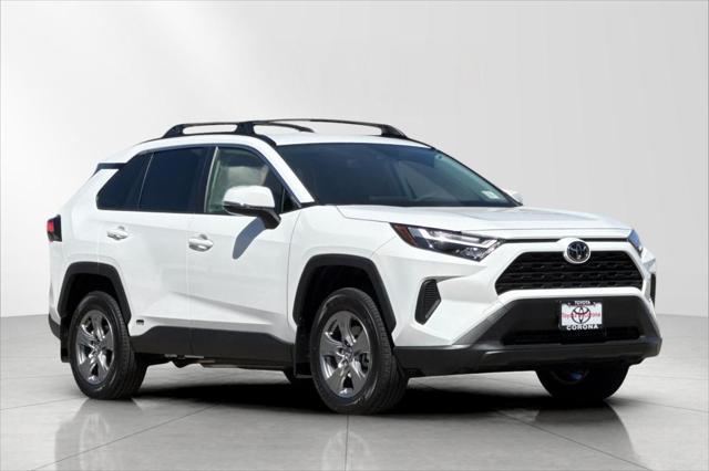 Photo of 2025 Ice Toyota RAV4 Hybrid