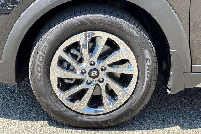 Photo of 2018 Black Noir Pearl Hyundai TUCSON