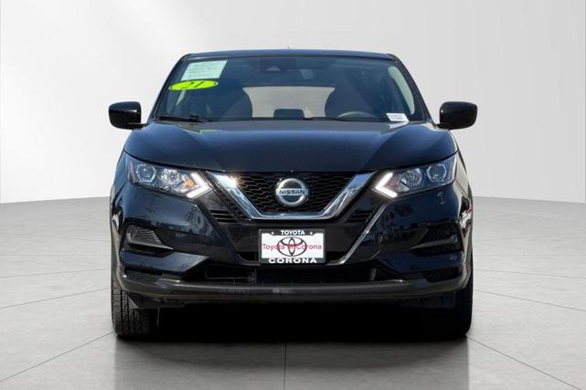 Photo of 2021 Magnetic Black Pearl Nissan Rogue Sport