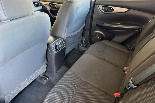 Photo of 2021 Magnetic Black Pearl Nissan Rogue Sport