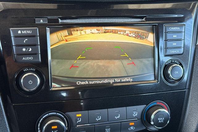 Photo of 2021 Magnetic Black Pearl Nissan Rogue Sport