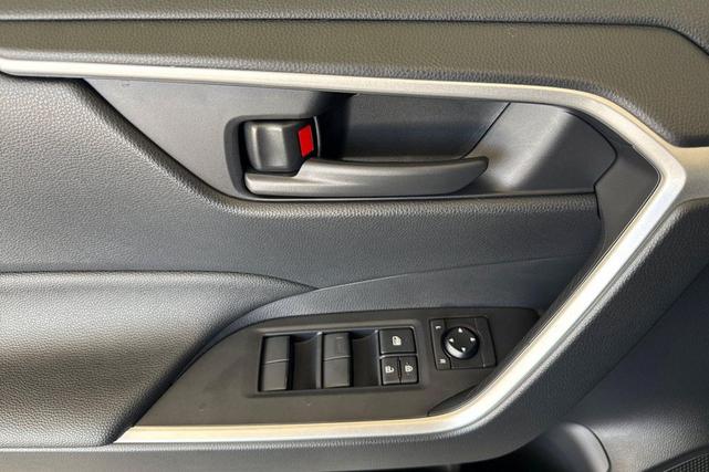 Photo of 2025 Magnetic Gray Toyota RAV4 Hybrid