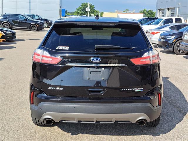 Photo of 2020 Black Ford Edge