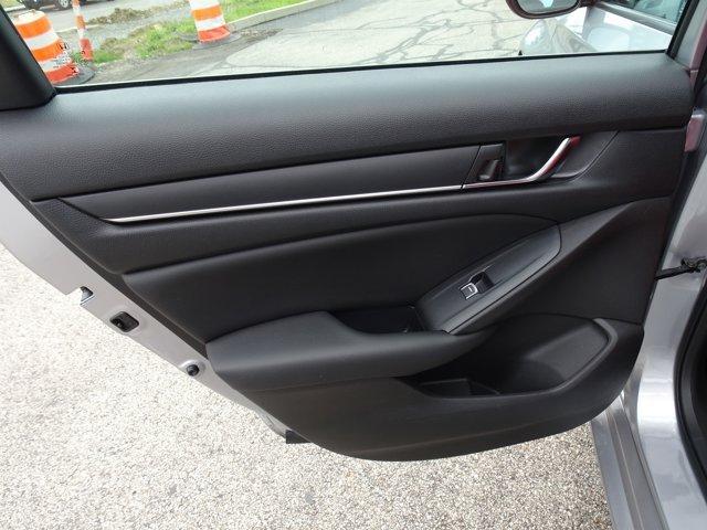 Photo of 2022 Lunar Silver Metallic Honda Accord