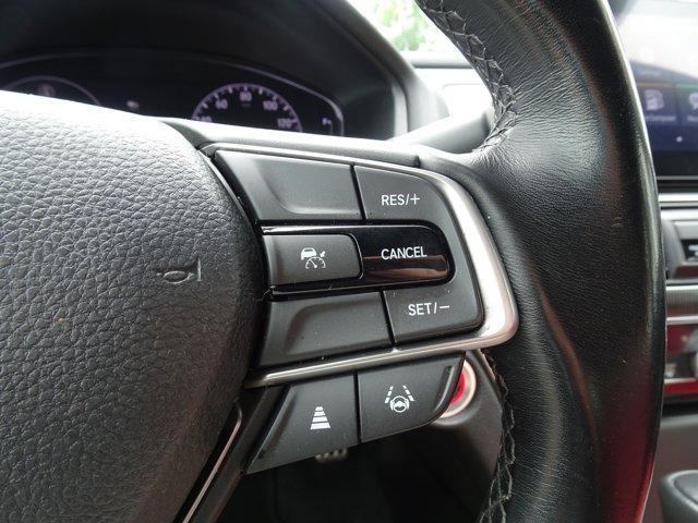 Photo of 2022 Lunar Silver Metallic Honda Accord