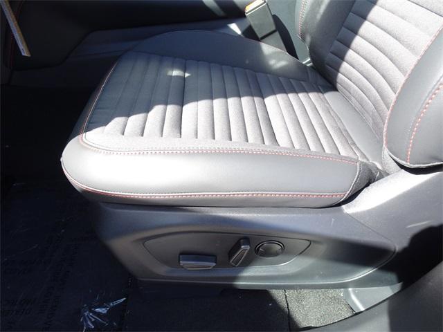 Photo of 2025 Star White Ford Explorer
