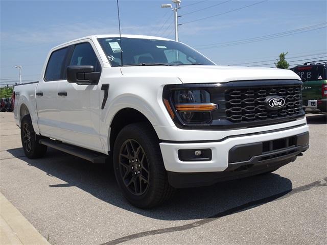 Photo of 2025 Oxford White Ford F-150