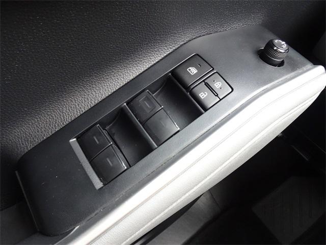 Photo of 2024 Moon Dust Toyota Highlander