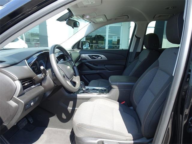 Photo of 2019 Mosaic Black Metallic Chevrolet Traverse