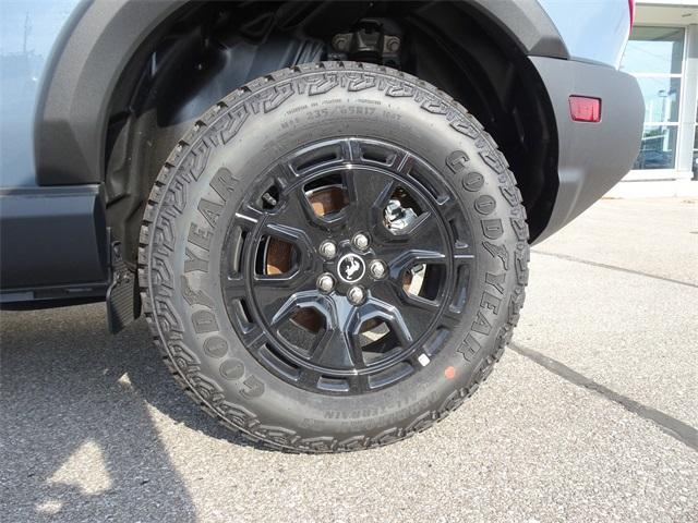 Photo of 2025 Azure Gray Metallic Ford Bronco Sport