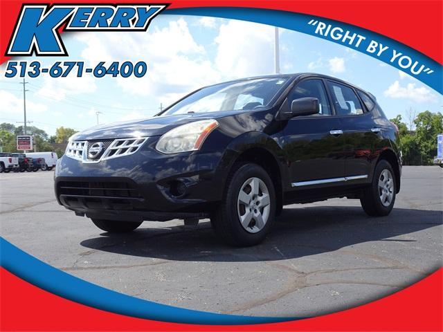 Photo of 2011 Super Black Nissan Rogue
