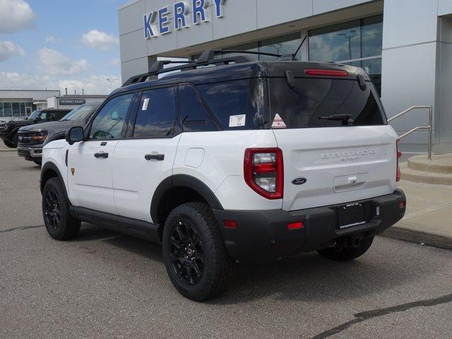 Photo of 2025 Oxford White Ford Bronco Sport