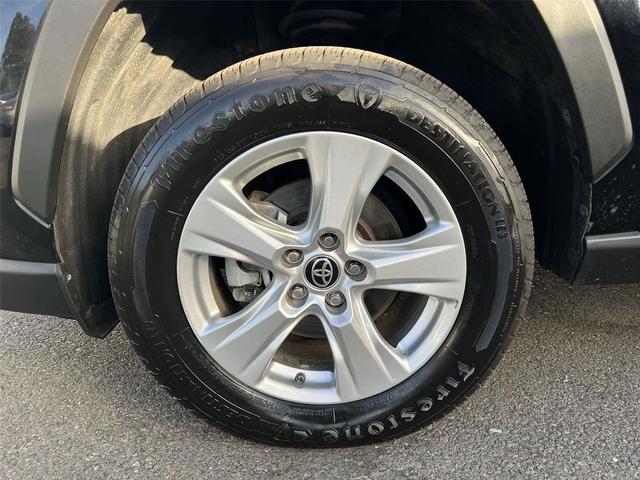 Photo of 2021 Midnight Black Metallic Toyota RAV4 Hybrid