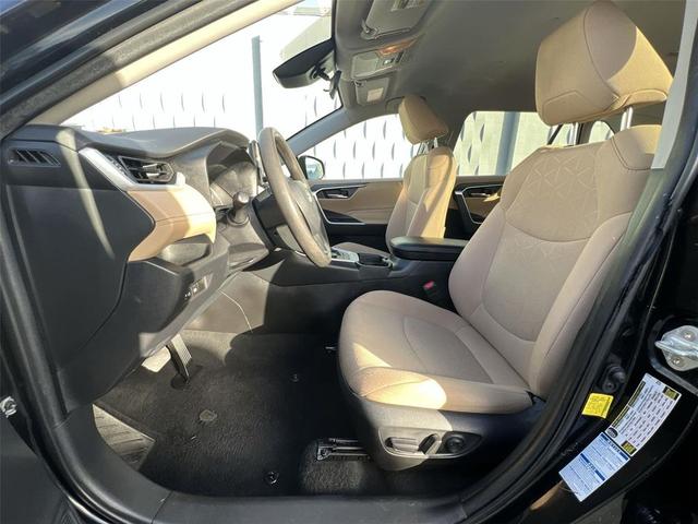 Photo of 2021 Midnight Black Metallic Toyota RAV4 Hybrid