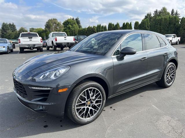 Photo of 2018 Volcano Grey Metallic Porsche Macan