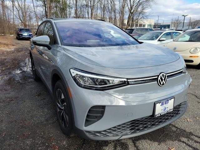 Photo of 2022 Moonstone Gray Volkswagen ID.4