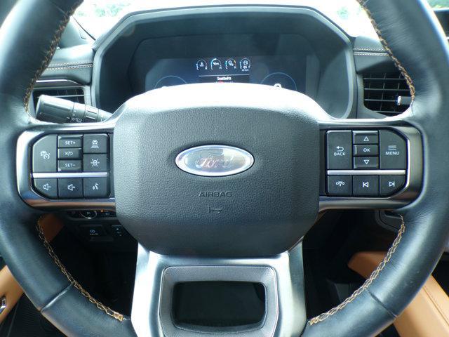 Photo of 2024 Jewel Red Metallic Tinted Clearcoat Ford Expedition