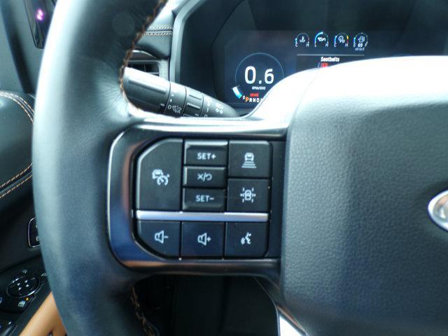 Photo of 2024 Jewel Red Metallic Tinted Clearcoat Ford Expedition