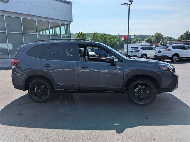 Photo of 2024 Magnetite Gray Metallic Subaru Forester