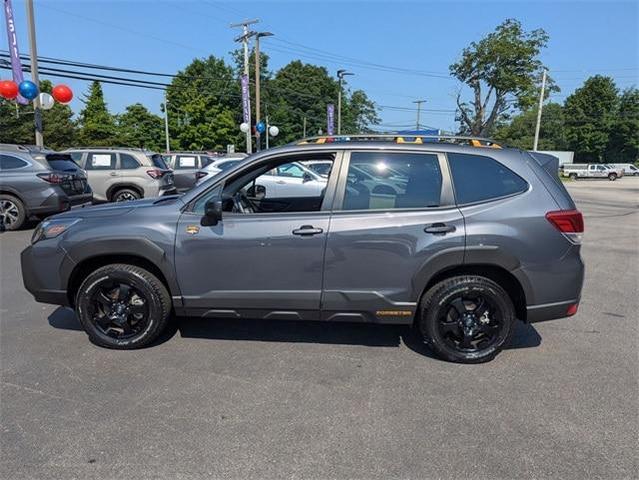 Photo of 2024 Magnetite Gray Metallic Subaru Forester