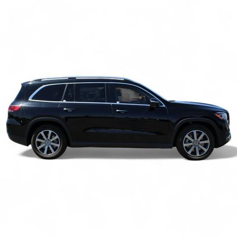 Photo of 2023 White Mercedes-Benz GLS 450