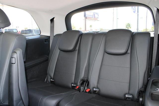 Photo of 2023 White Mercedes-Benz GLS 450