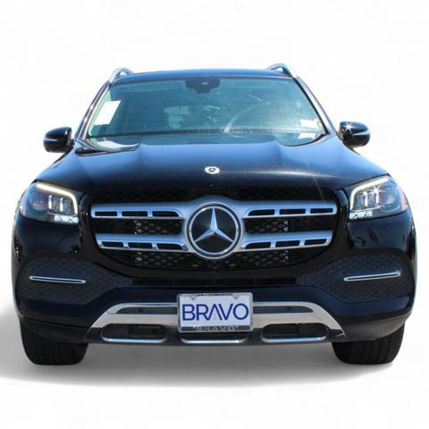 Photo of 2023 White Mercedes-Benz GLS 450