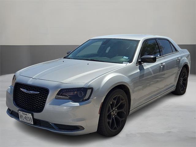 2019 Chrysler 300