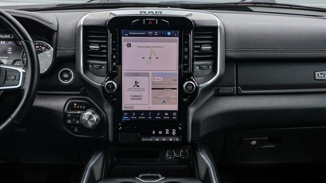 Photo of 2023 Diamond Black Crystal Pearlcoat RAM 1500