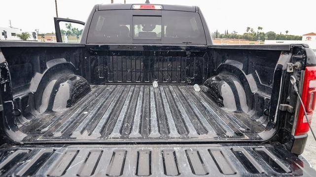 Photo of 2023 Diamond Black Crystal Pearlcoat RAM 1500