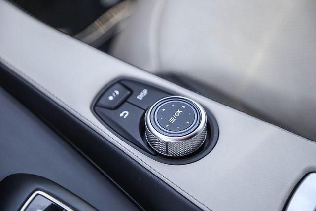 Photo of 2024 Radiant White INFINITI QX55