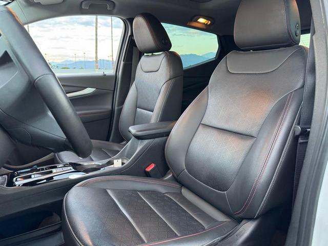 Photo of 2023 Summit White Chevrolet Bolt EUV