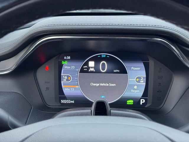 Photo of 2023 Summit White Chevrolet Bolt EUV