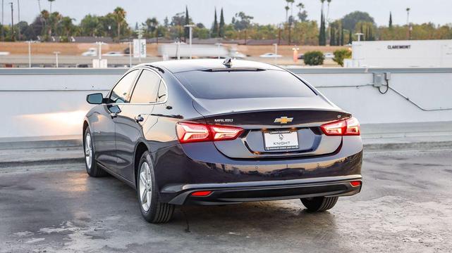 Photo of 2022 Dark Ash Metallic Chevrolet Malibu
