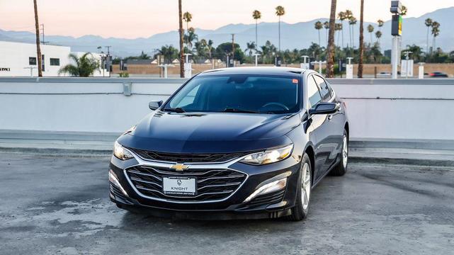 Photo of 2022 Dark Ash Metallic Chevrolet Malibu