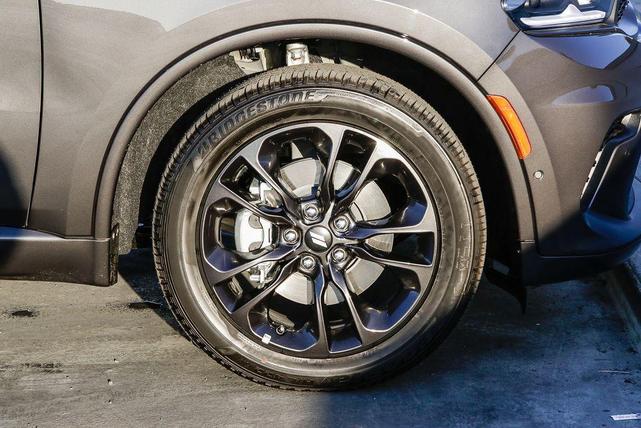 Photo of 2025 Vapor Gray Dodge Durango