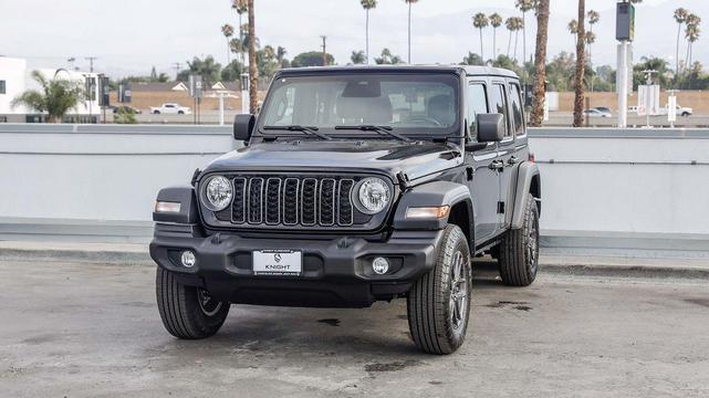 Photo of 2025 Black Clearcoat Jeep Wrangler