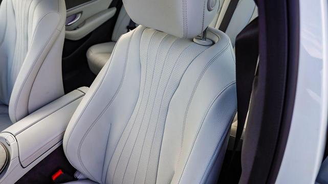 Photo of 2022 Polar White Mercedes-Benz E-Class