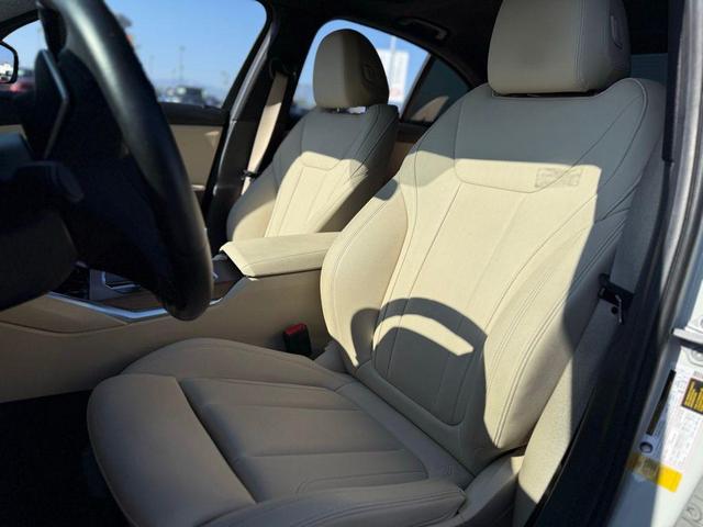 Photo of 2020 Alpine White BMW 330