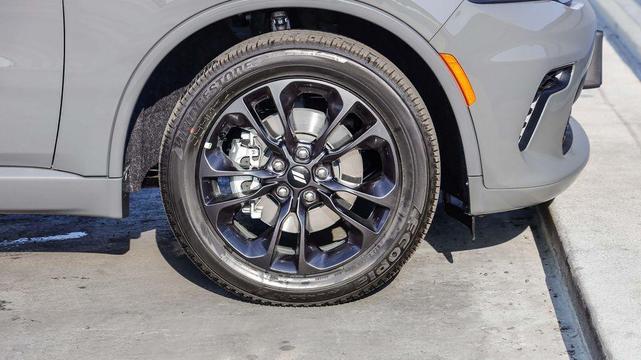 Photo of 2025 Destroyer Gray Clearcoat Dodge Durango
