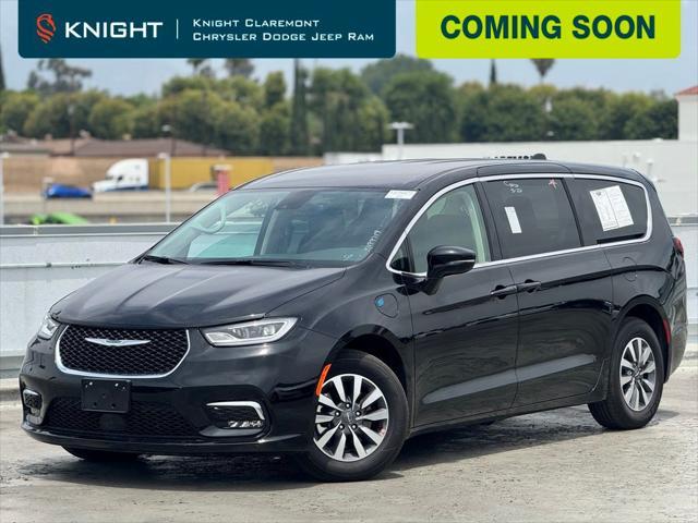 2024 Chrysler Pacifica Hybrid